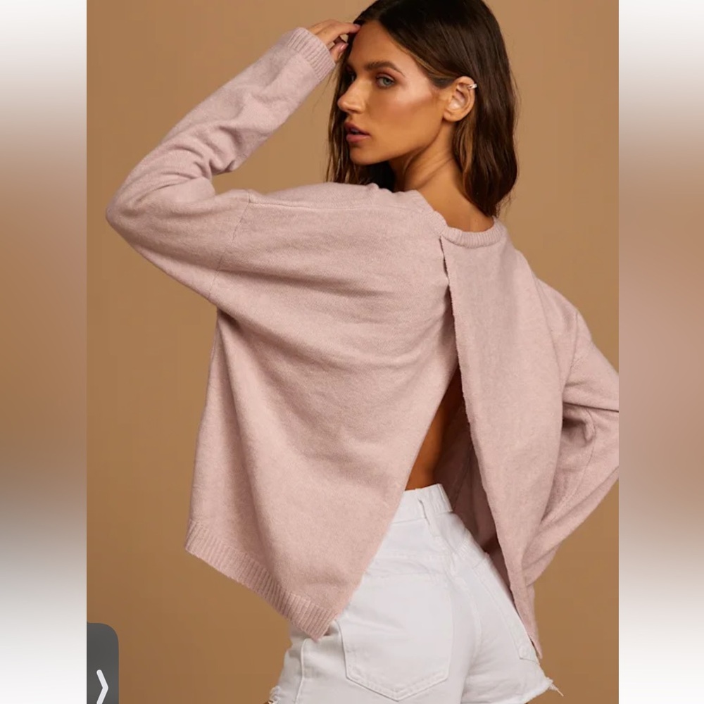 A9 - 453 LULUS Purple, mauve backless sweater Medium
